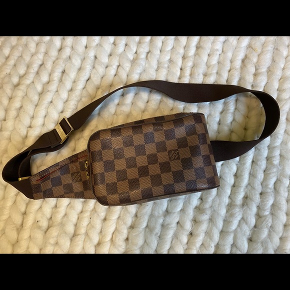 Louis Vuitton Geronimos belt bag - Picture 1 of 13